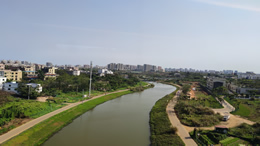 都市情感剧《追爱家族》于27日晚在江苏卫视开播
